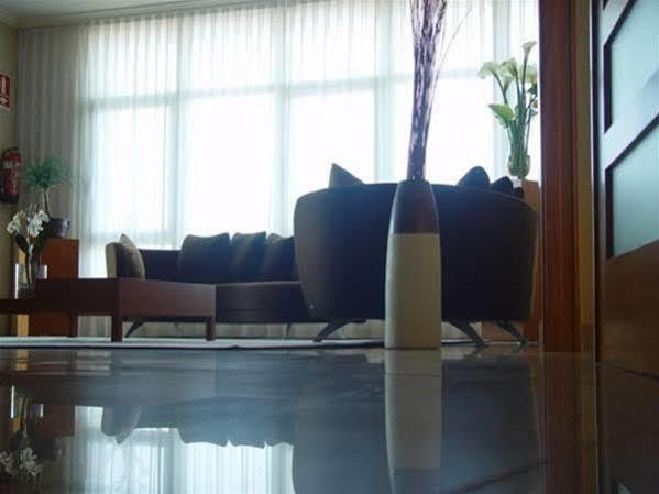 Hotel Dinajan Villanueva De Arosa Εξωτερικό φωτογραφία